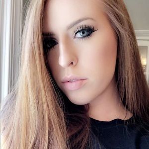 Meet your Posher, Lexy